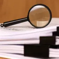 Magnifying glass 